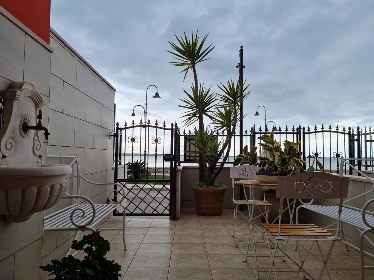 L'Isola Aer B&B Лезина Экстерьер фото