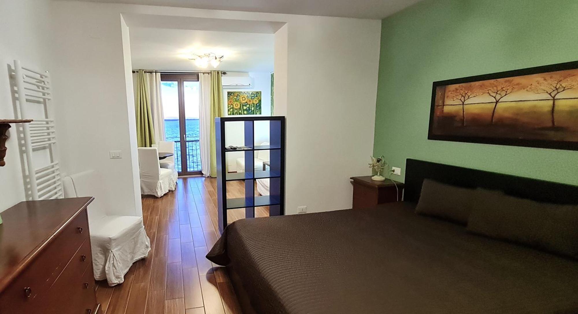 L'Isola Aer B&B Лезина Экстерьер фото